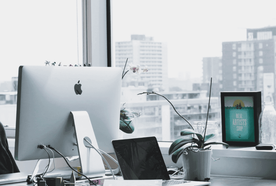 Virtual Assistant Services | Top 5 Benefits of Outsourcing